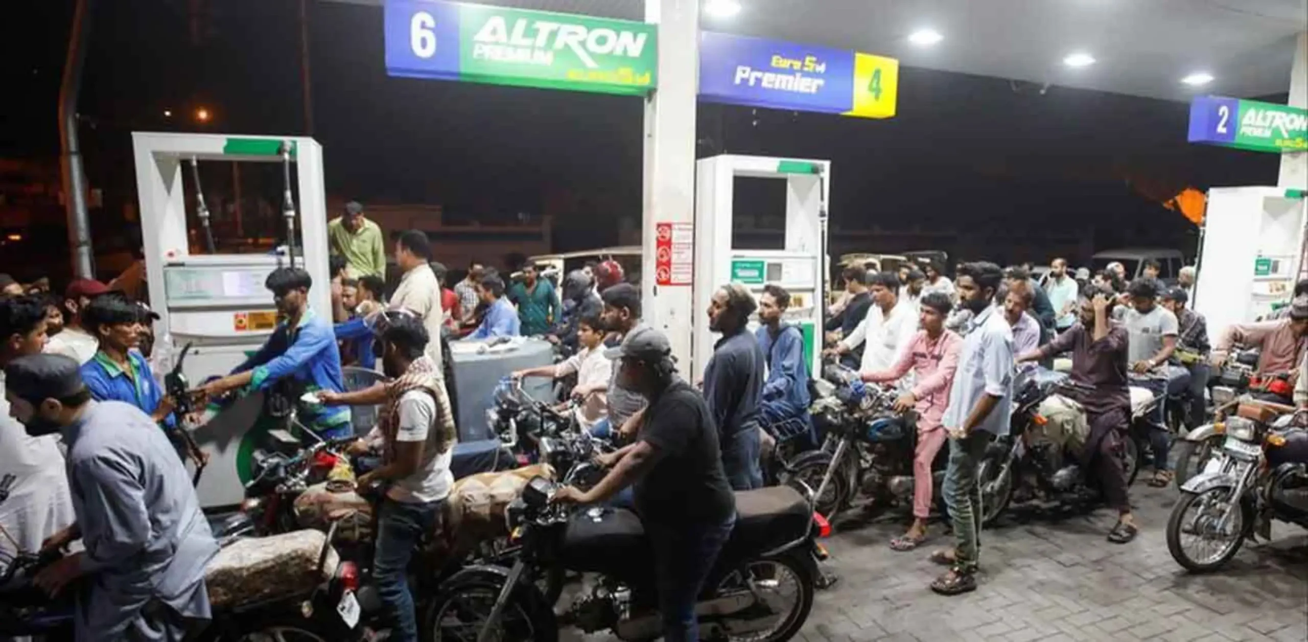 No Relief for Pakistan Despite Falling Oil Prices